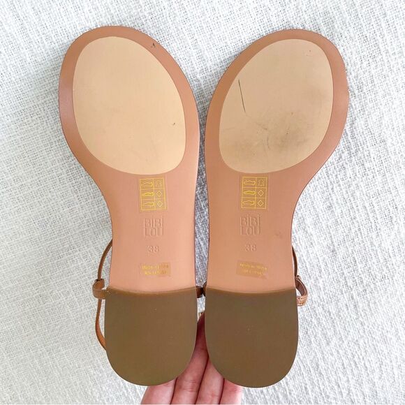 Bibi Lou leather T-strap sandals. - Picture 9 of 12